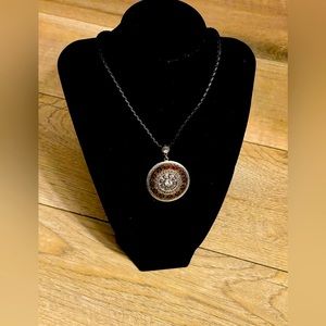 Vintage Lia Sophia Medallion Necklace